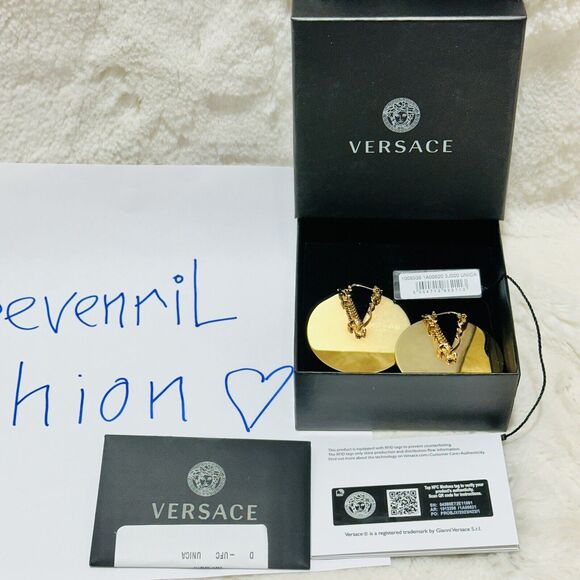 NIB Versace Barocco Virtus Hoop Earrings Gold Tone Engraved Jewelry $775 - Picture 4 of 10